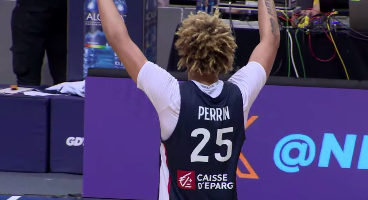 ClemBigois's tweet photo. Et si c'était la joie d'un MVP du tournoi @Perr1Zach ?
MVP de la finale, ça c'est acquis (1 point devant Penda). La suite dans quelques minutes...
#U20EuroBasket #SLOFRA https://t.co/6Vqkzpt6Qx