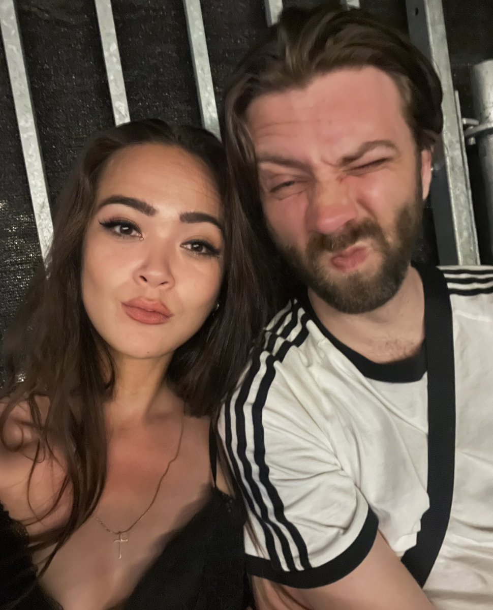 Melanie Otto tweet media