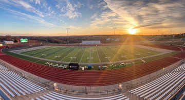 HelmetMissouri's tweet photo. 🏟️ Missouri Stadium Challenge 🏟️

Small Schools: Round 4

Blair Oaks Falcons

🆚

Harrisburg Bulldogs @b_claas 

Vote in the poll below 👇 https://t.co/uFbmSrZln8