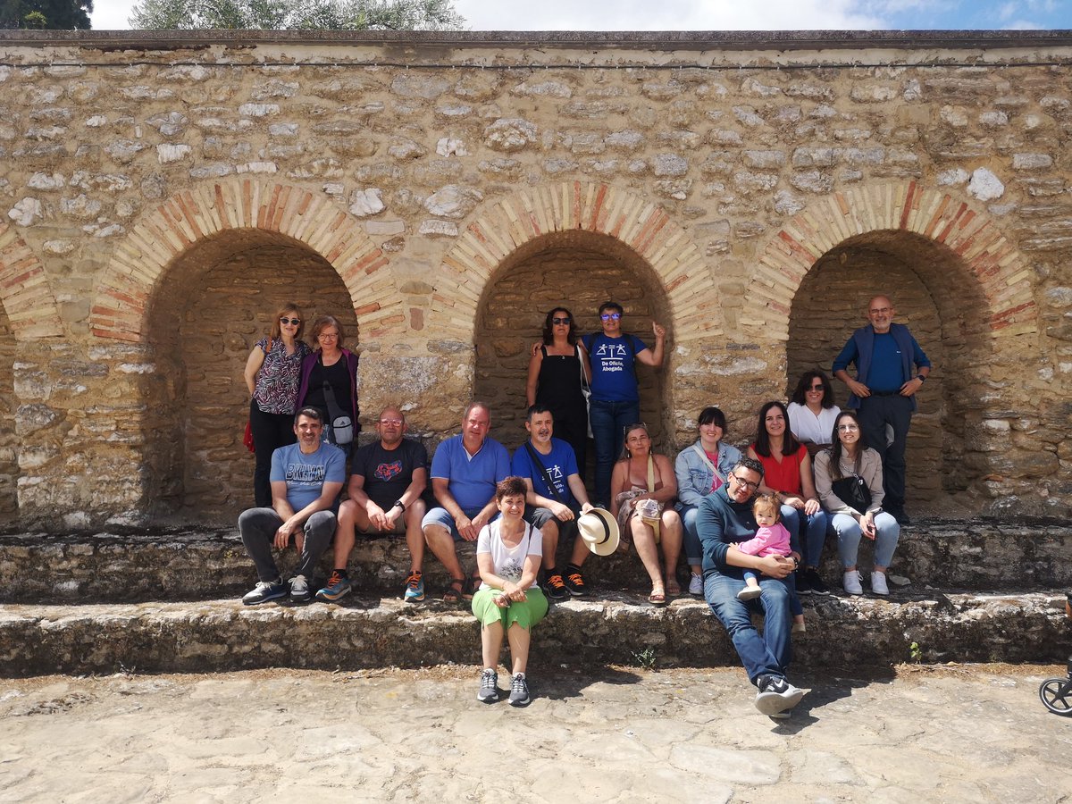 ICA_ESTELLA's tweet photo. Hoy hemos celebrado en #ICAESTELLA el #DíaDeLaJusticiaGratuita con la tradicional excursión a un pueblo de la Merindad #Lerín con @DemasiadaLex como anfitrión. Pueblo precioso y con Historia. https://t.co/wGMgsSYkC1