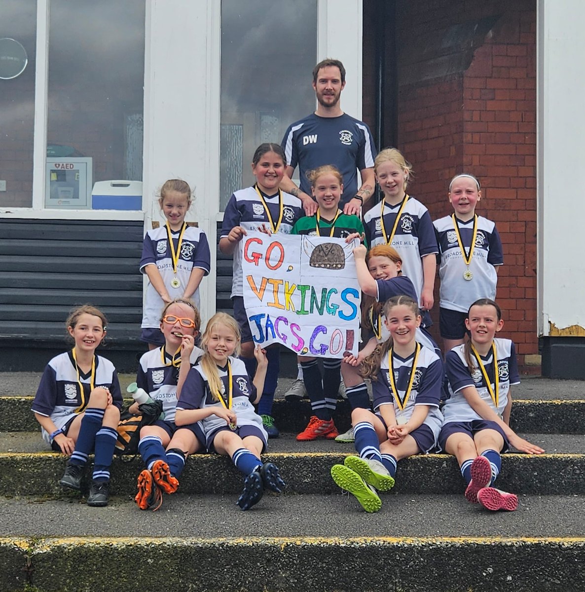 Well done U11 Jags - runners-up in the Respect Silver cup on Saturday! ⚽️💫 Tremendous teamwork and determination - and some fantastic football! 👏👏 🏅