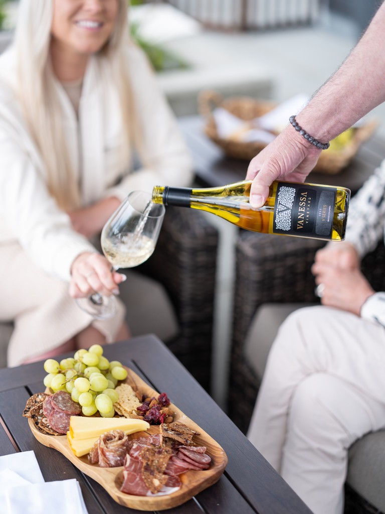 Good news, it's wine o'clock somewhere. 🕑️ #HappySunday