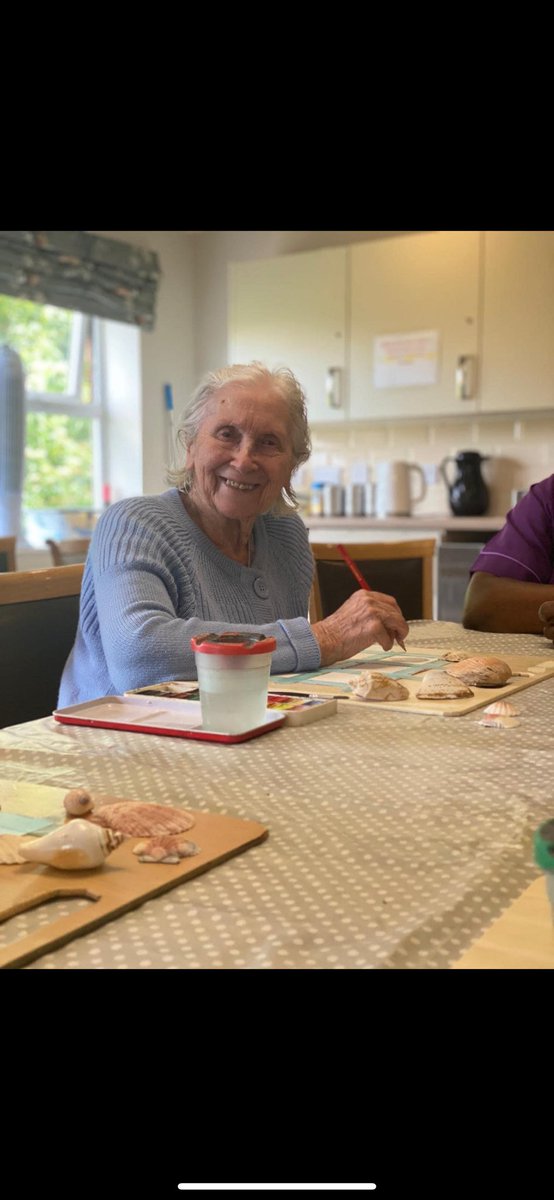 Oak Tree Lodge care home tweet media