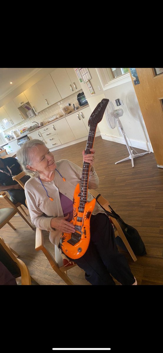 Oak Tree Lodge care home tweet media