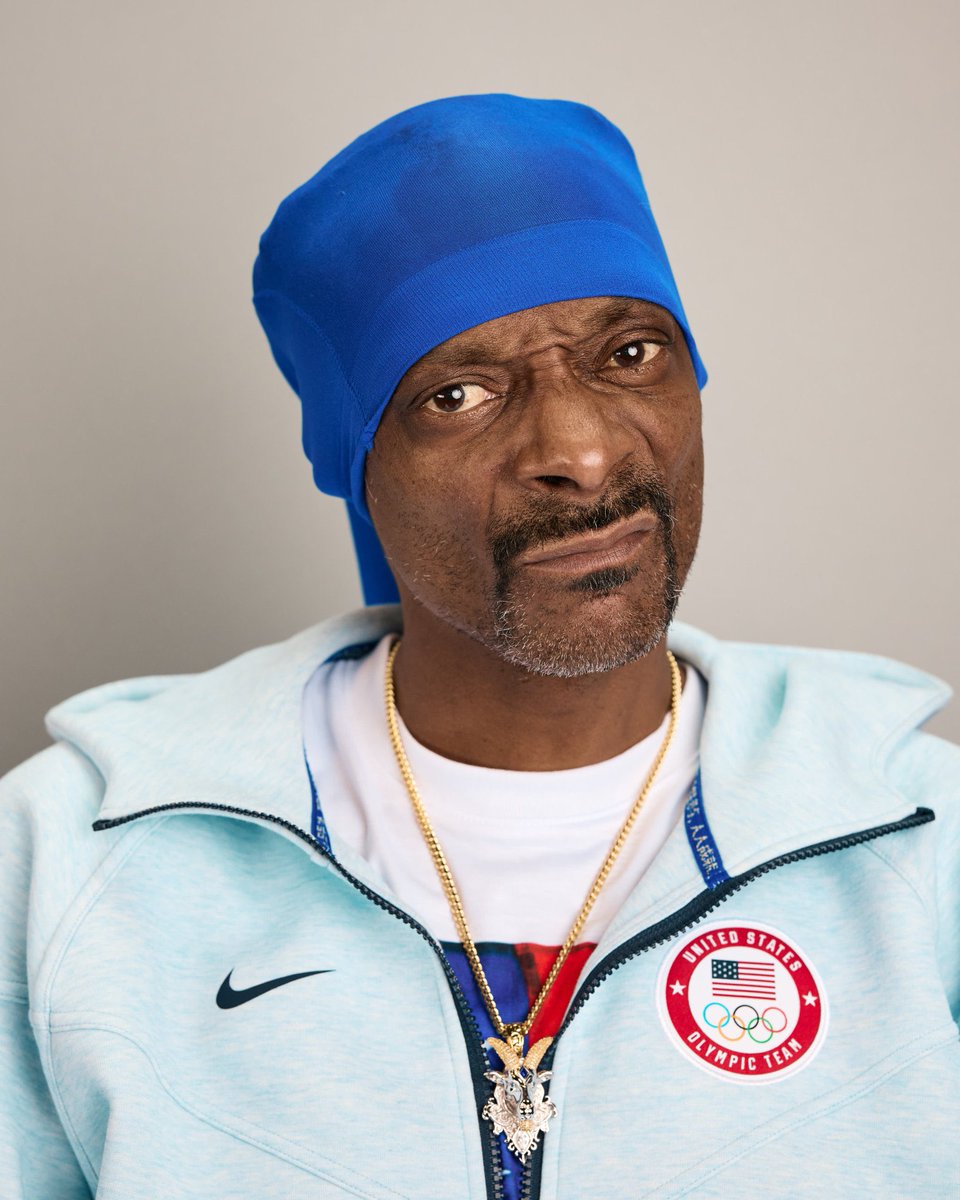 SnoopDogg's tweet image. We here!!! 🇫🇷 thanks 4 showin me tha spot @TeamUSA this was fun today 😆 @NBCOlympics