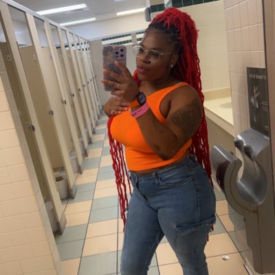 PrettyRedd0322's tweet photo. #NewProfilePic https://t.co/fSz1NFyWqA