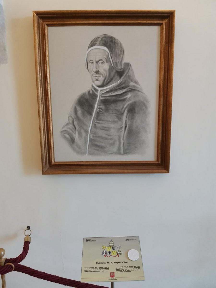 RaafHuns's tweet photo. Dat je het door Urbanus VIII gebouwde zomerpaleis kunt bezoeken is op zich al bijzonder: paus Franciscus heeft het voor het eerst regulier opengesteld voor publiek, omdat hij er zelf toch nauwelijks gebruik van maakt.

(hier o.a. de tuinen en onze eigen paus #Adrianus)

Maar... https://t.co/sAm8bgzjdg