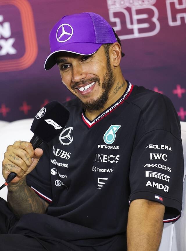 LH44updates's tweet photo. Lewis at the post-race press conference...the smile 😁

#HungarianGP https://t.co/7tkpjnaw3r