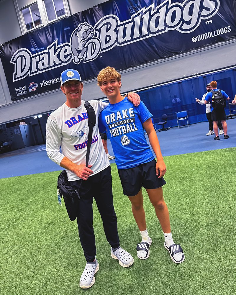 BeachyKeller's tweet photo. Yesterday I attended the One Day Prospect Camp at Drake University. Thank you to all of the coaches and staff that made that possible for everyone that attended the camp. Go BullDogs!
#warrior44 #highschoolkicker #drakeuniversity #kicker #football
@Coach_McCourt @MichaelRyanDay @coachcjnuss @DrakeBulldogsFB @tstepsis