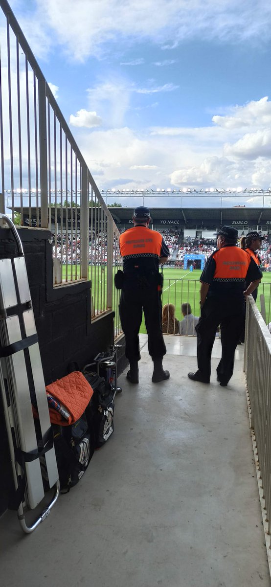 PCivilBurgos's tweet photo. En una tarde calurosa🥵🥵 nos desplazamos al estadio del #Plantio para realizar el preventivo del partido @Burgos_CF y el @AthleticClub. https://t.co/ckSNXqoO8o