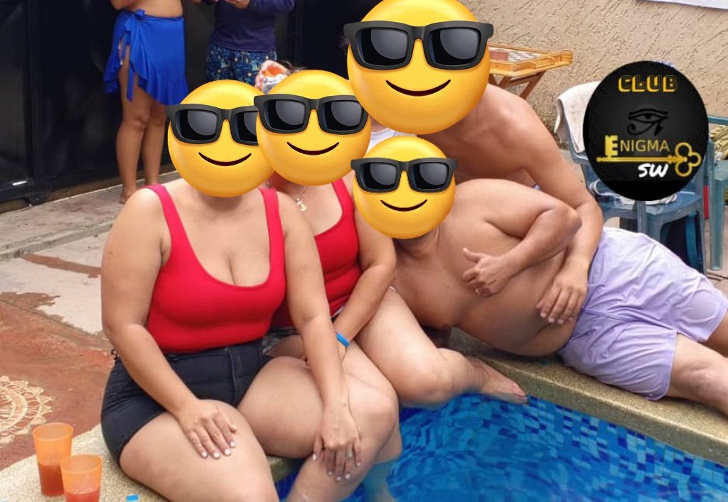 Barbacoa y piscina en nuestra  octavita aniversario. Gracias a los asistentes.
@sw278381753820 <a href="/ryavlca/">R&A.Val</a> <a href="/dya_sw/">D&A</a> <a href="/EddyMary10/">EddyMary</a>