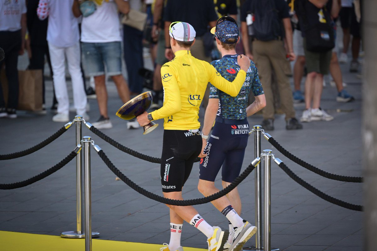 Team Visma | Lease a Bike tweet media