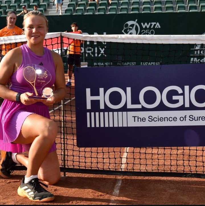 ITA_Tennis's tweet photo. ๐ ๐๐ผ๐บ๐ถ๐ป๐ฎ๐ป๐ ๐๐ฎ๐ ๐๐ผ๐ฟ ๐๐ผ๐น๐น๐ฒ๐ด๐ถ๐ฎ๐ป๐ ๐
Three former collegians took home ATP and WTA Singles Titles today:
Nuno Borges (@HailStateMT)
Diana Shnaider (@PackWTennis)
Marcos Giron (@uclatennis)
#WeAreCollegeTennis | #PathwayToPros https://t.co/LqQuGZQrrt
