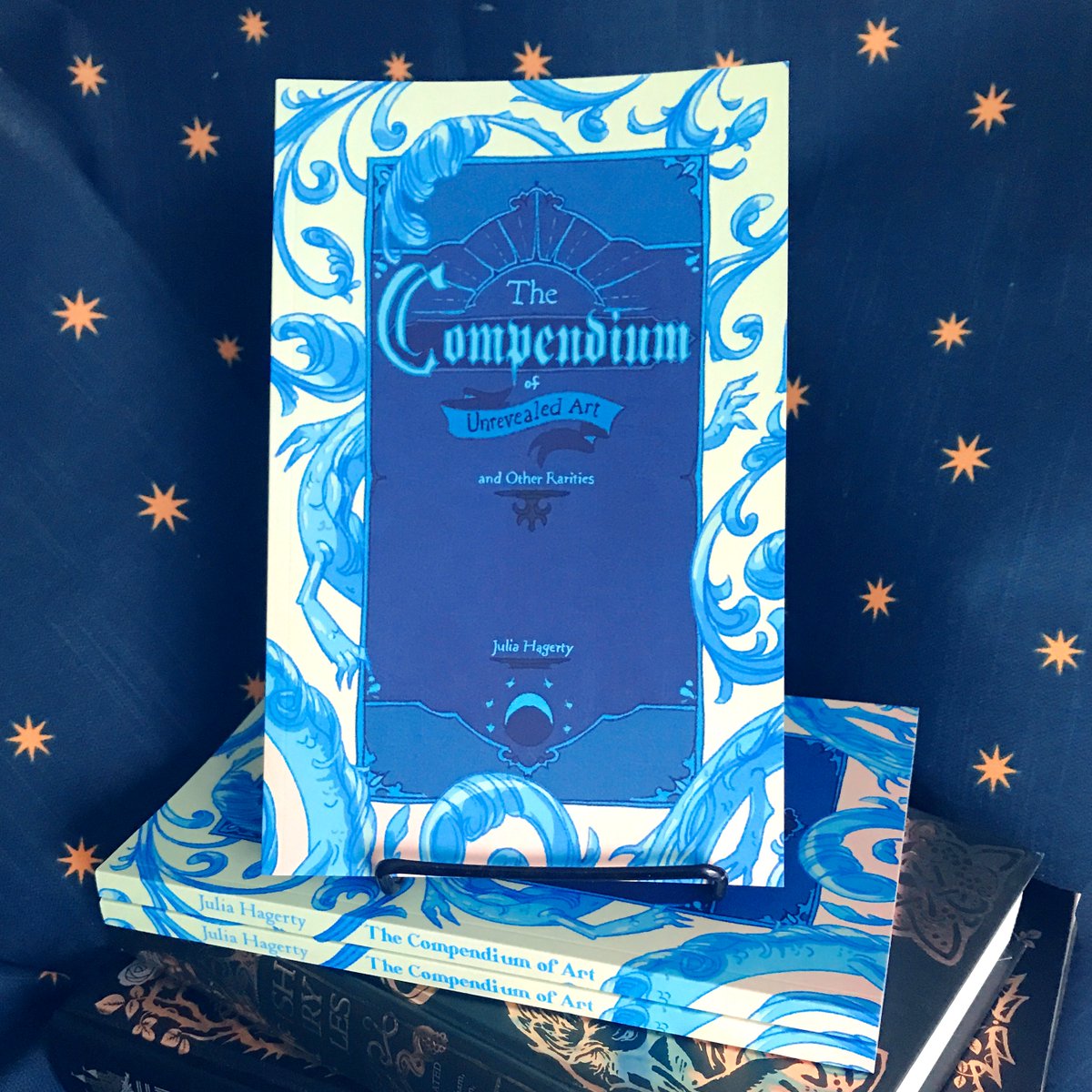 IntroSpectres's tweet image. It's my extreme delight to finally share 'The Compendium of Unrevealed Art &amp;amp; Other Rarities'.  This artbook is lovingly collected 144-pg menagerie of illustrations, WIPS, unreleased comic work, and commentary. This is my art in banquet form.