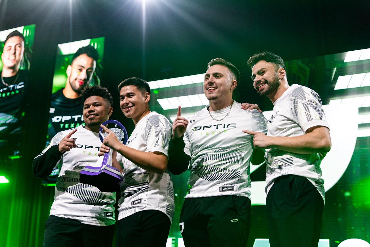 OpTic Gaming, the winningest organization in Call of Duty history wins their 2nd world championship (2017, 2024)

Kenny: 10x Champ, 2x World Champ
Shotzzy: 7x Champ, 2x World Champ
Dashy: 4x Champ, 1x World Champ
Pred: 3x Champ, 1x World Champ