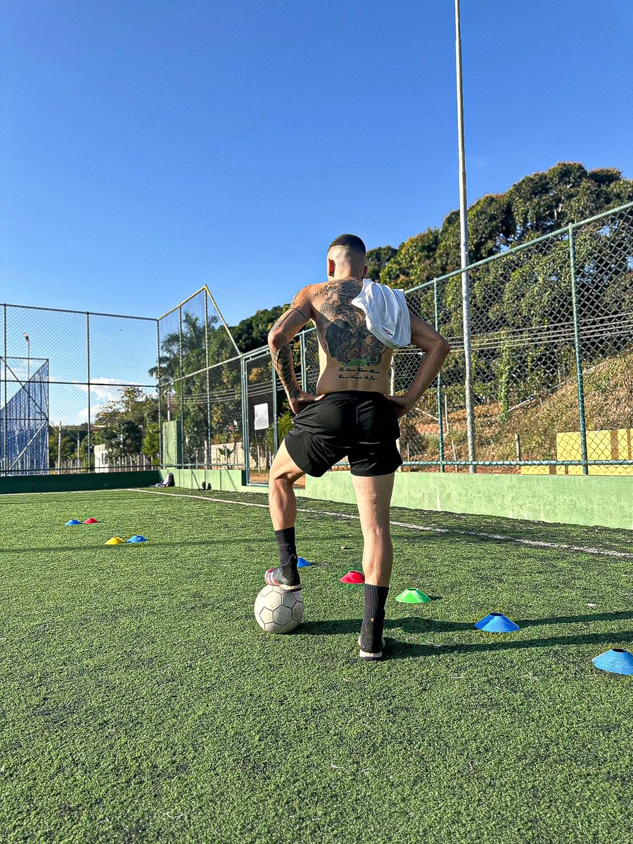 fonseca_maycon's tweet photo. Eu sou meu MAIOR ADVERSÁRIO !! 🧠💭

“Você recebe mais informações quando perde do que quando ganha. As respostas, também, estão na vitória. Você só precisa olhar para elas. Descobrir coisas que você fez bem e que funcionaram.”
🐍 @kobebryant https://t.co/K8nLakUpPw