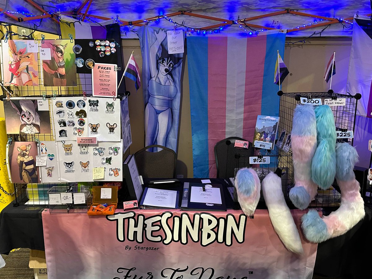FurToDaye's tweet photo. Winding down at AWU for this year.  This was our booth from the start and now, amazing to see the difference as the days have passed.  Not to mention all of the prints and stickers.  Thanks Utah for having us! One hour left! @NightsStargazer https://t.co/RaQAwbcVPm