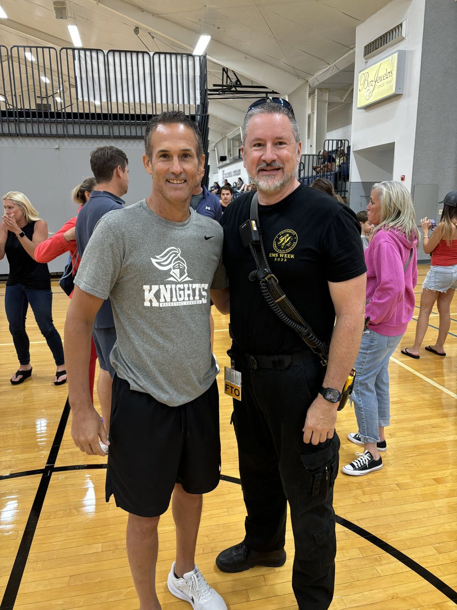 DanRolfes's tweet photo. First time back in COMO &amp; got a surprise visit from one of the paramedics who saved my life. Rick also visited me everyday in the hospital. I can never repay him. https://t.co/N41FsRmjeW