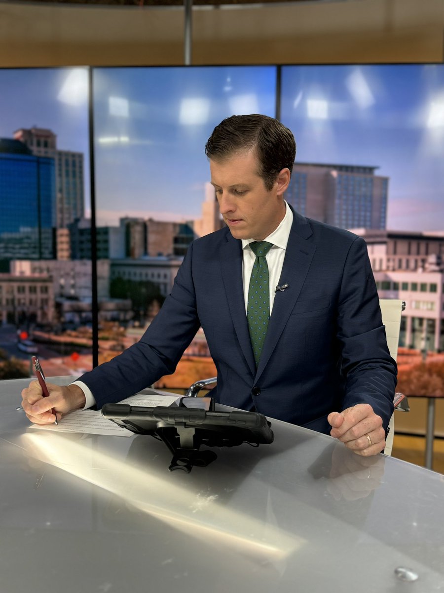 11DanKennedy's tweet photo. Putting the finishing touches on a packed show @13NewsNow covering the fallout of President Biden’s announcement to drop his bid for re-election. 

In 10 minutes… I’ll talk live with our political analyst about what’s next. What questions do you have? 

Ask away… https://t.co/IBhRTplAQa