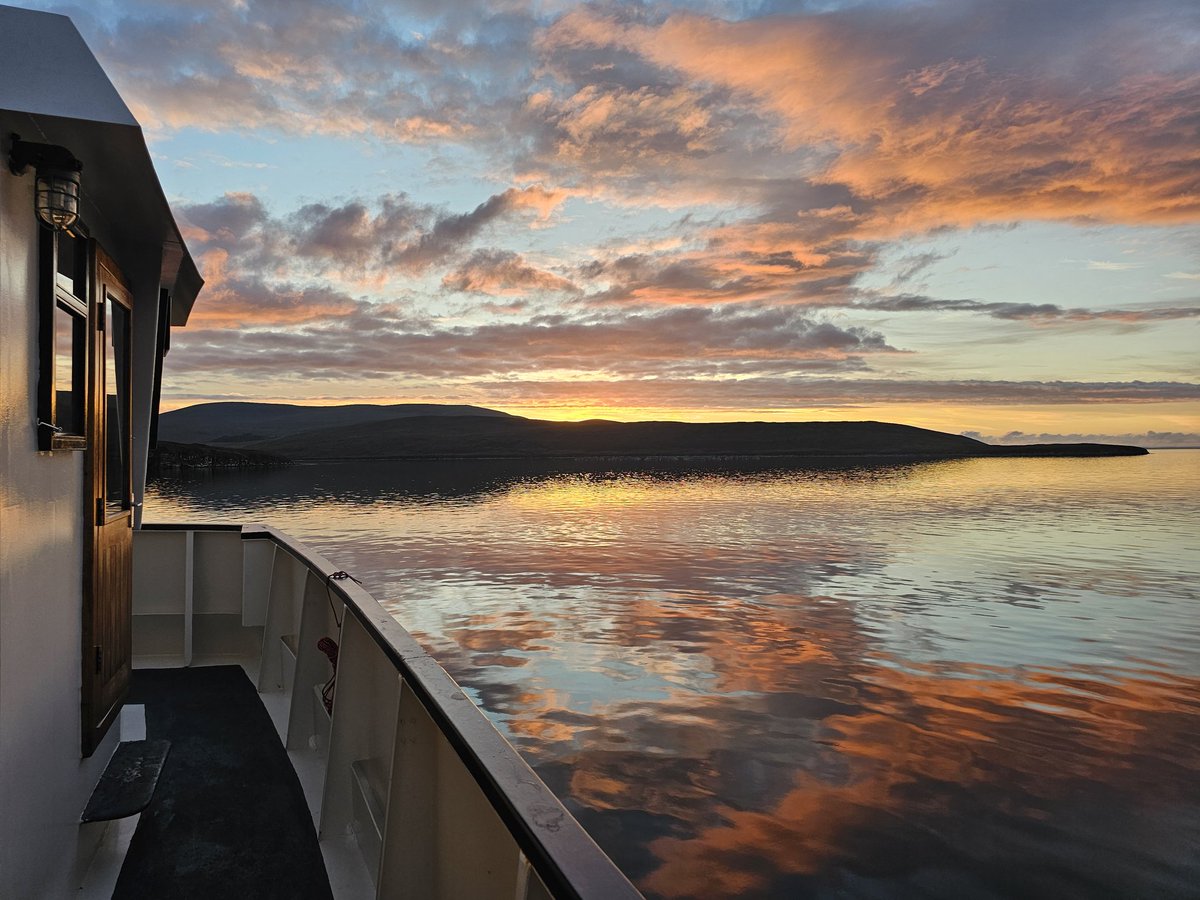 A bonnie evening in Scapa Flow. #scottishcruising #sunset #smallshipcruising #majesticline