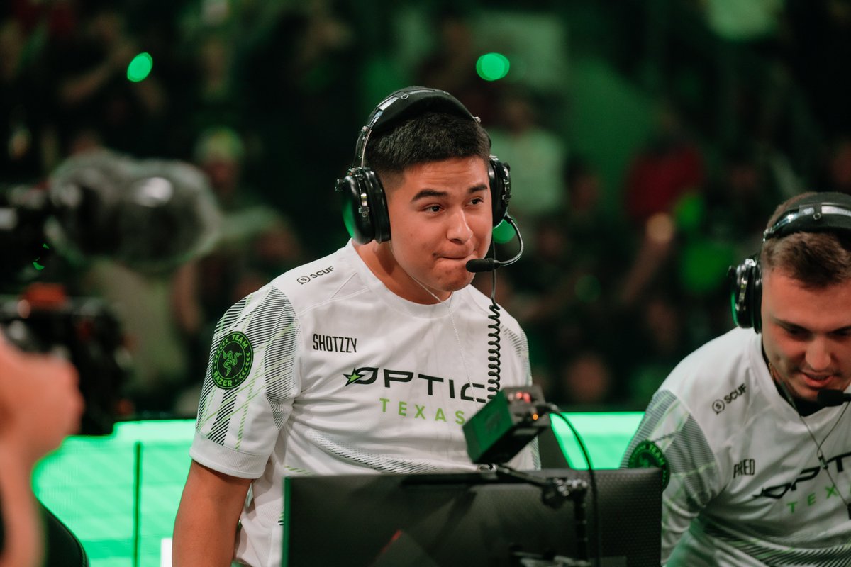 CODLeague's tweet image. Your #CODChamps MVP 😏

@Shotzzy | @OpTicTexas