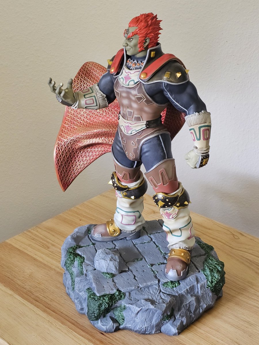 Thomakaze's tweet photo. He won't fit in the box that I bought specifically for taking pictures of these finished projects 🙃 https://t.co/nUksgOzcZg