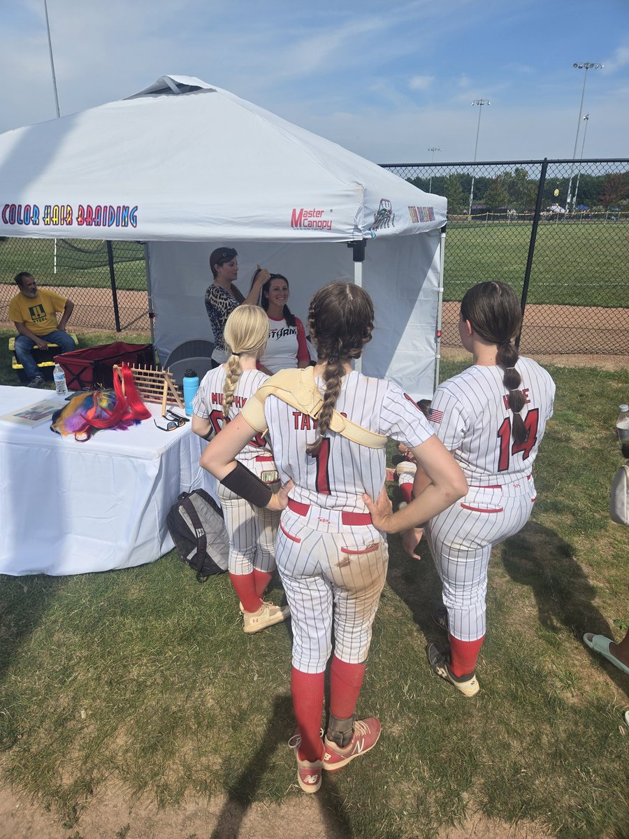 When you give your team an incentive to win your first two Bracket games and you'll get your hair braided, they do it!  Coach Rendlesham kept her word! ⚡❤️🖤🥎
<a href="/_ChardonStorm/">Chardon Storm</a>