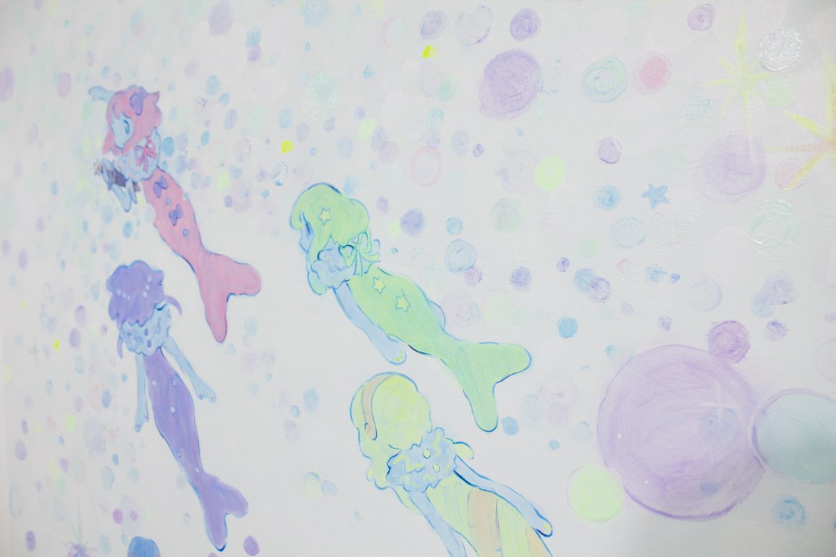 「今回の作品で一番大きなF30号の『姉たち』というタイトルの作品。  アンデルセン」|ア〜ミ〜／𝗔𝗔𝗠𝗬のイラスト