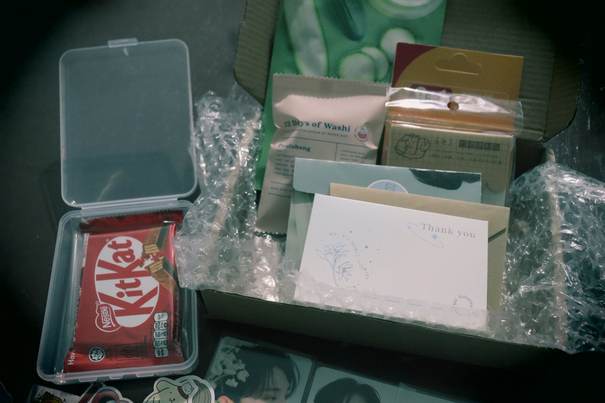 ayxh10179's tweet photo. *ੈ✩‧₊˚ @cheorie_cheorie *ੈ✩‧₊˚

AAHHHH! MAY MGA POGING UMUWI!! 
Thank yew saur much for hosting this Giveaway ate Cho! Soaper dami 😭🙏 this giveaway really made my day!!
Thanks for making us happy with your GA ☺️ God bless!! 

#FromCho
#ayxhreceives https://t.co/lRkdWomriL