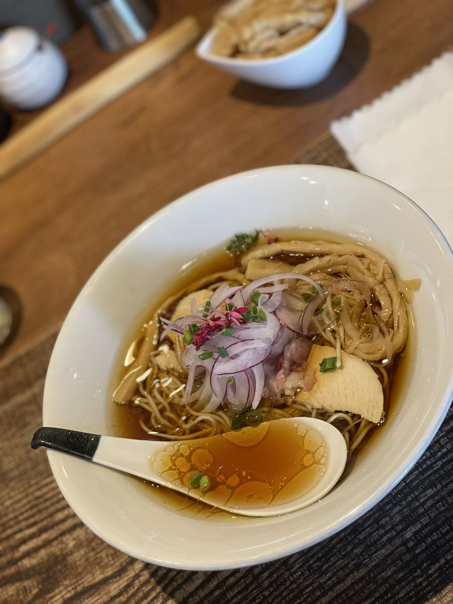 こんにちみーたん❣️ 今日の賄いはグランドメニュー😍 なので、赤てん
