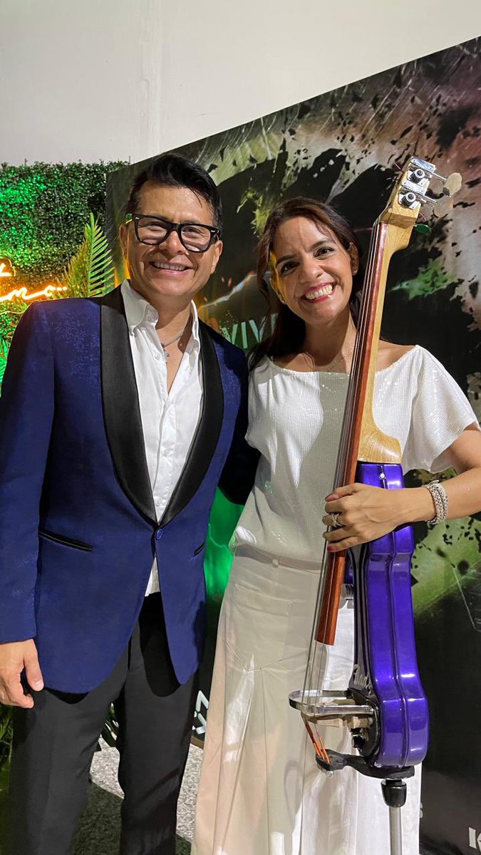 sarlikat's tweet image. 💛 Feliz de compartir con estos seres tan especiales, la preciosa Bendición de la Música… Siempre Agradecida! #TeamCharlieCardona #GAD #Grateful #GodIsGood