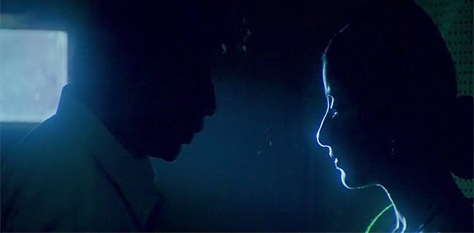 sudhcha's tweet photo. @KennyOffcl Santosh Sivan and every single frame in Dil Se. https://t.co/nuROSTUD1b