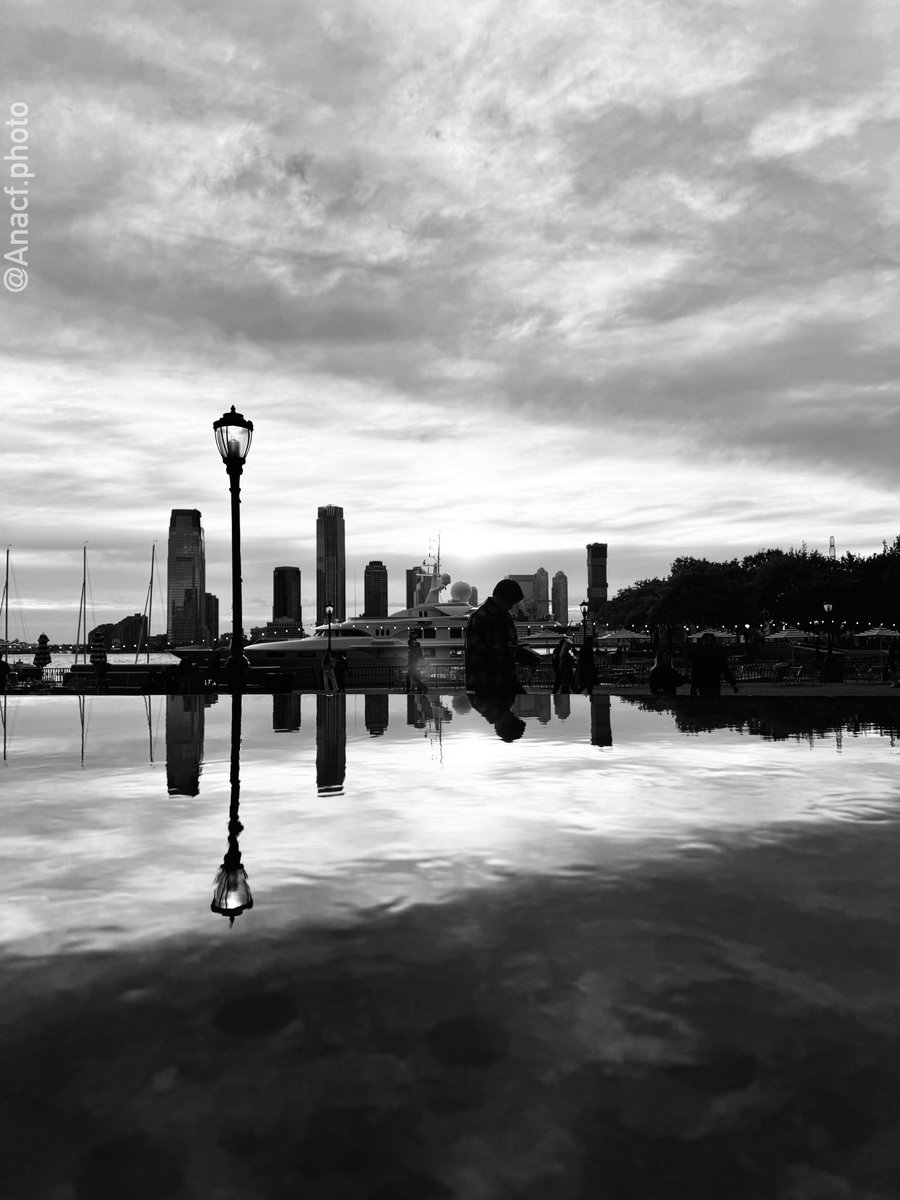 AnacfPhoto's tweet photo. The amazing Brookfield Place!

#blackandwhitephotography #bwphoto #bnwphotography #blackandwhitephoto  #nyc #urbanphotography #travelphotography #architecture https://t.co/nGENN18t4E