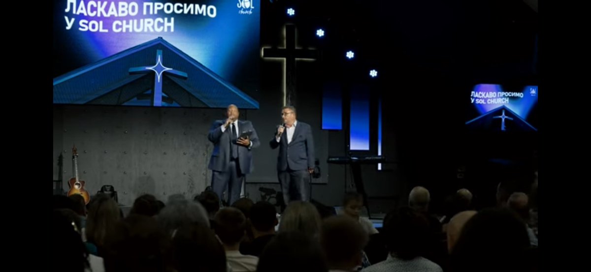 gcc_jsample's tweet image. Honored to be in church this morning with Spring of Life Ukrainian Church and Pastor Vadim! We had the opportunity to share about GCC and our portrait of a graduate! Thank you Sergey Terebkov for sharing the stage with me and together getting our message out there! #gcclevelup