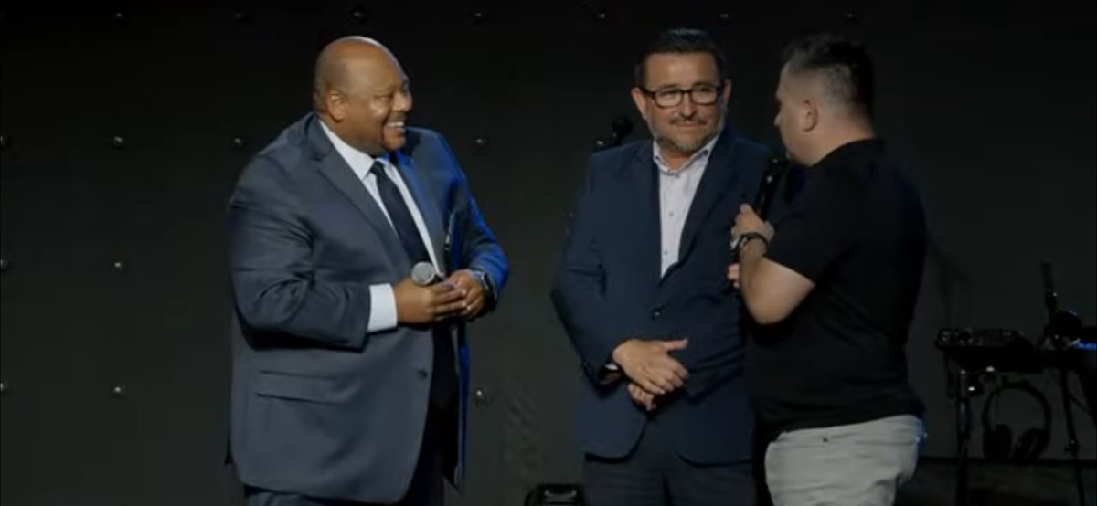 gcc_jsample's tweet image. Honored to be in church this morning with Spring of Life Ukrainian Church and Pastor Vadim! We had the opportunity to share about GCC and our portrait of a graduate! Thank you Sergey Terebkov for sharing the stage with me and together getting our message out there! #gcclevelup