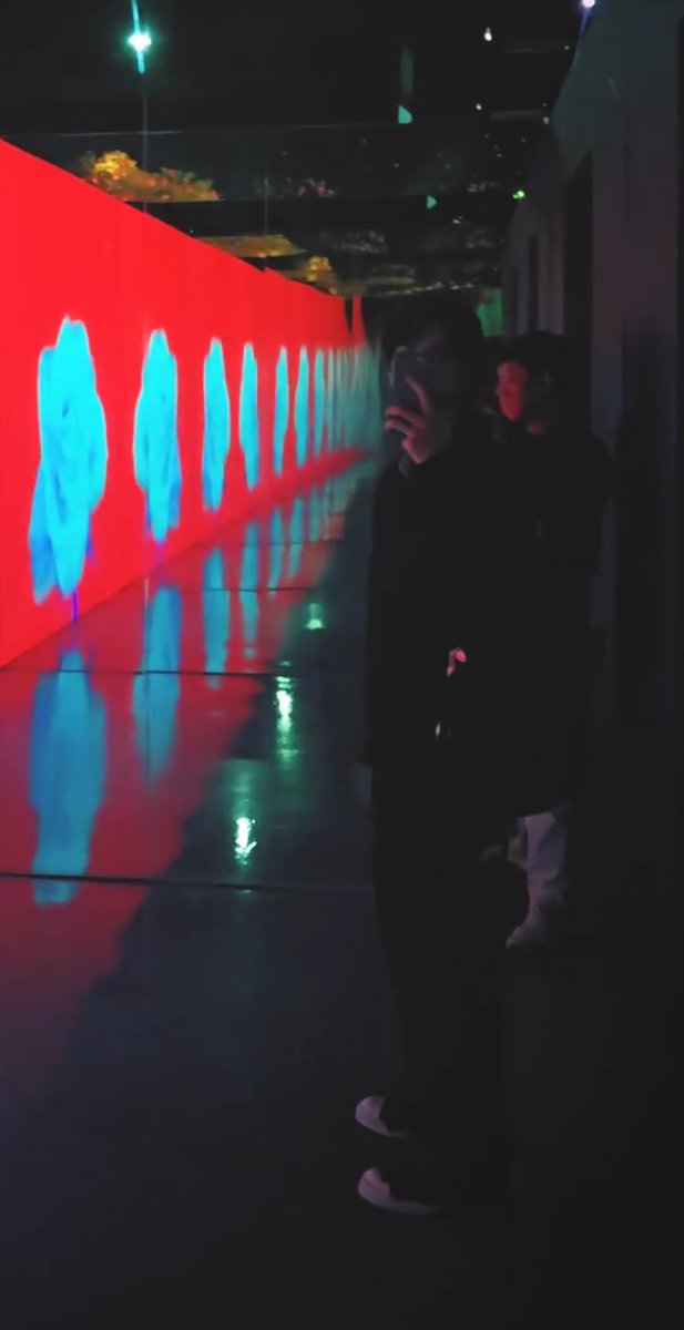 bbxrxs's tweet photo. when he lost in art 🌹🩵
#bbrightvc @bbrightvc https://t.co/hwcCucD2bh