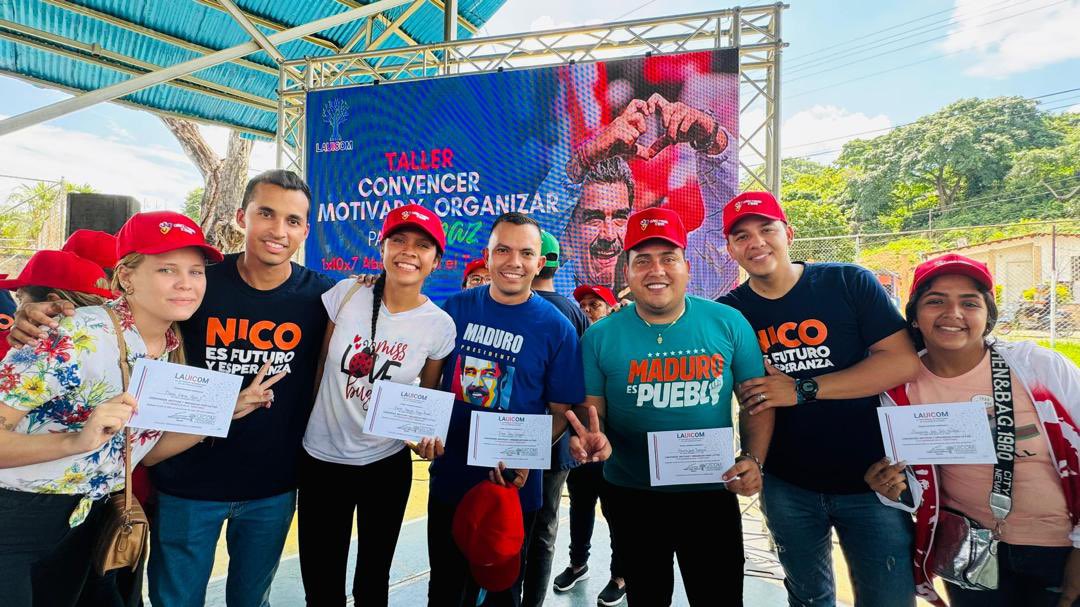 infanteibrahim's tweet photo. ¡Excelentes jornadas de formación con la Universidad Internacional de las Comunicaciones en Barinas y Portuguesa! Convencer, motivar y organizar es la misión… ¡Vamos pa’lante rumbo al 28 de julio!

@lauicom https://t.co/fMlb28IHjr