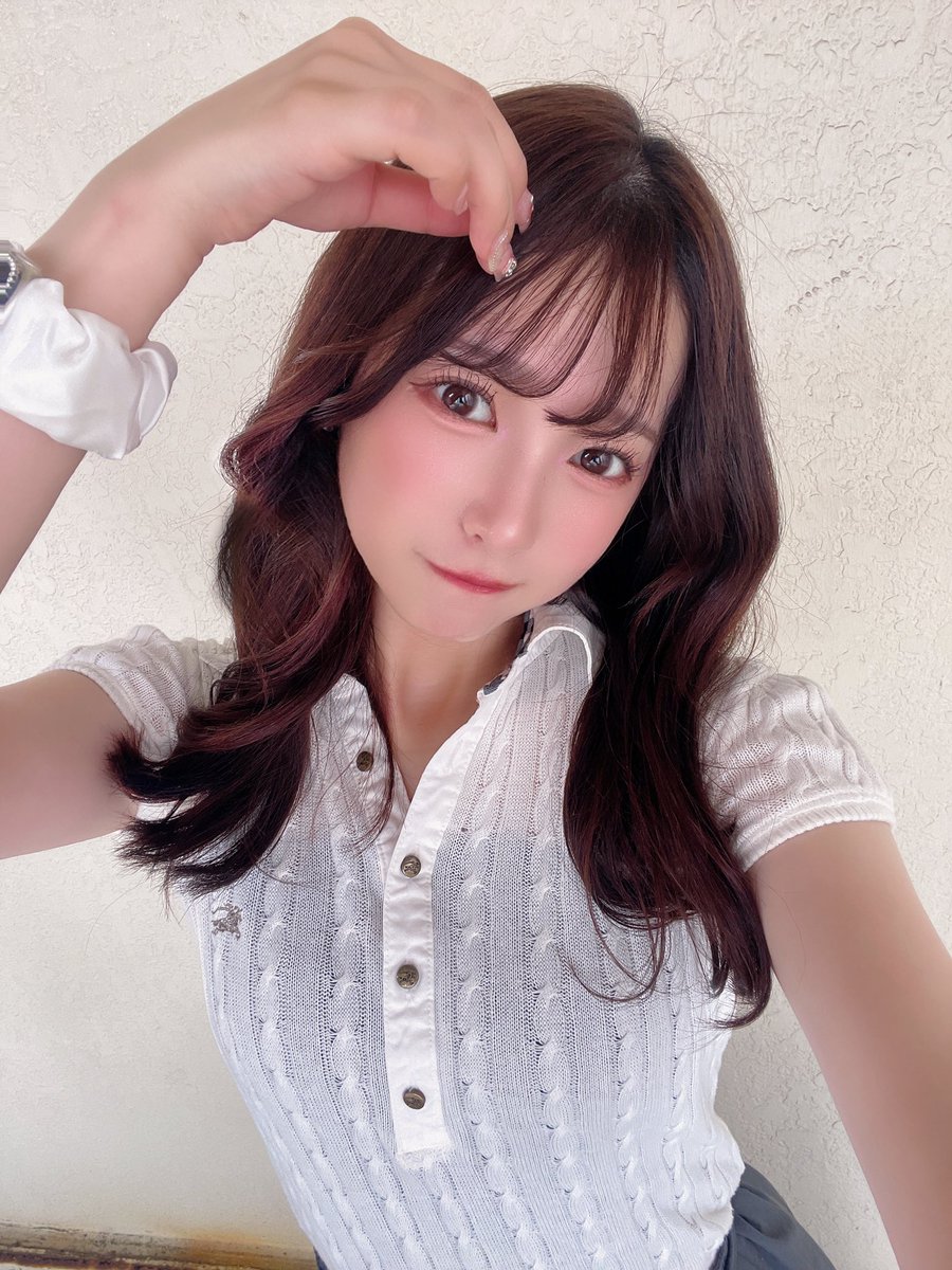 mydear2020_emi's tweet photo. 汗っかきな彼女じゃ、だ���ー？ https://t.co/BONj7blzhd