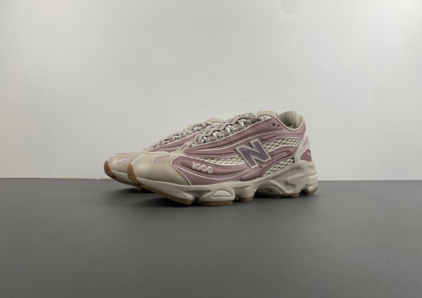 Nht_kickz's tweet photo. New Balance 1000 $290
‘Joe Freshgoods When Things Were Pure Pink Mink’ https://t.co/UXDvX3smEd