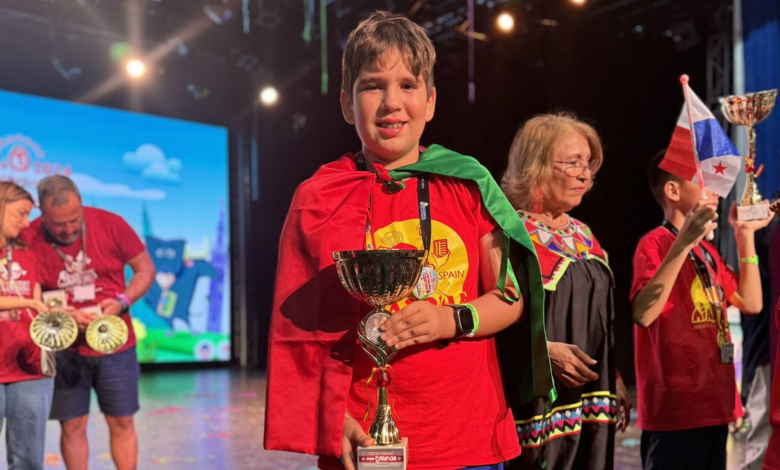 michangoonga's tweet photo. Niño Michoacano Gana Campeonato Mundial De Cálculo Mundial En Madrid 🏆

¡Qué orgullo! Santiago Castro logró resolver 70 operaciones aritméticas en solo cinco minutos con la ayuda del ábaco tradicional japonés 🧮🔢

+info: ➡️https://t.co/2PDFUXOynk https://t.co/vLYOq6uSwN