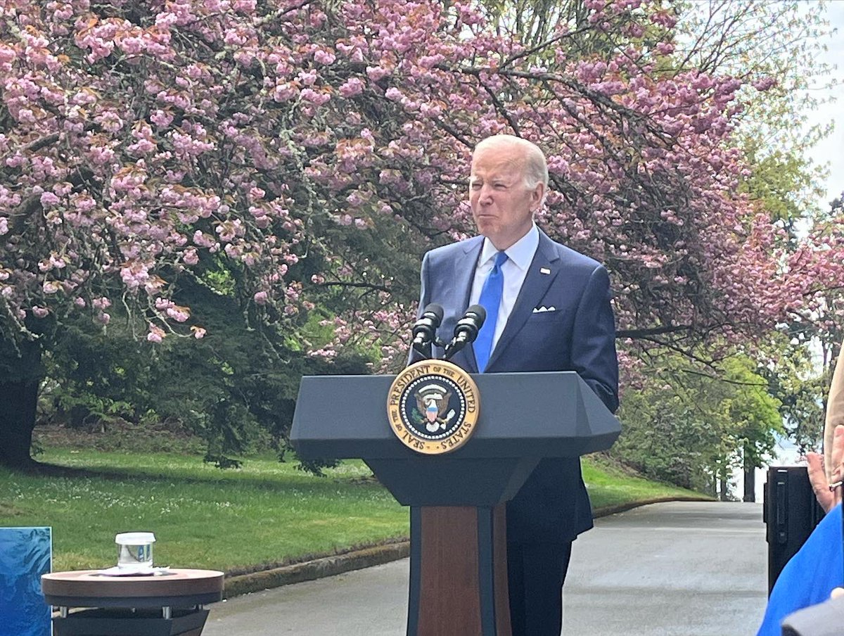 JadDaley's tweet photo. Our @POTUS Joe Biden has been one of the most 🌳-mendous leaders in our nation’s history. From Executive Orders to brokering historic forest wins with the Inflation Reduction Act & Bipartisan Infrastructure Law, the Biden-Harris administration has catalyzed HUGE progress on private forestland conservation, mature & old growth forests, wildfire resilience, reforestation, urban forests & #TreeEquity, forest products innovation, and so much more. 
🙏 will never be enough from us here @AmericanForests and all of the partners now putting these forest solutions into action. 
@WhiteHouse #JoeBiden #KamalaHarris @johnpodesta @alizaidi46 @BrendaMallory46 
#Forests4Climate