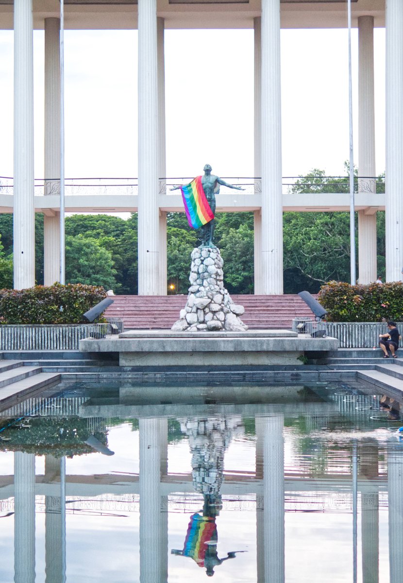 MorteJude's tweet photo. @DMiller52325459 From the University of the Philippines-Diliman (Diliman, #QuezonCity , #Philippines π΅π)
The statue is #TheOblation , a symbol of that university, representing naked loyalty to the fatherland.
Enjoy π· https://t.co/gdEdMjUB82