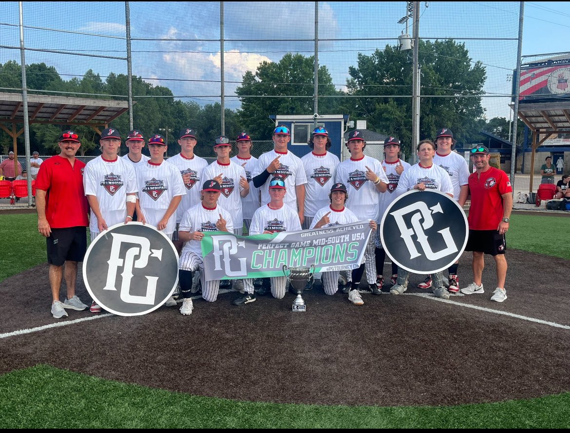NolanAdkisson's tweet photo. Our team won the tournament and I got MVP Pitcher of the tournament
🥇🥇🥇⚔️⚔️⚔️🃏🃏🃏
@JHS_Indians @JacksonTribeBB @coachadkisson https://t.co/Vp0HbbRnK3