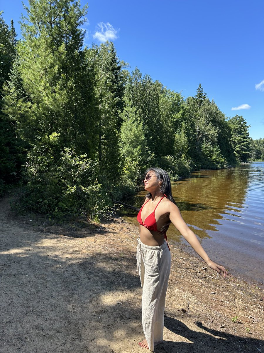 RushelynM's tweet photo. a beautiful day #lake #fruits https://t.co/jnLVJYU2qR