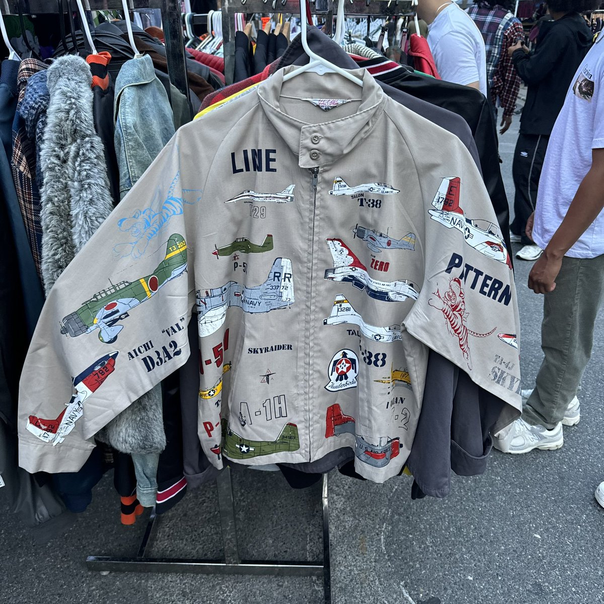 Something I’ve been working on the last couple of years is my vision for “Vintage Reimagined” One of my best pieces I’ve created. The vision came to me at 1am on Friday before the Vintage popup at Home Court Night Market. Love that it sold to a person that truly appreciated it.