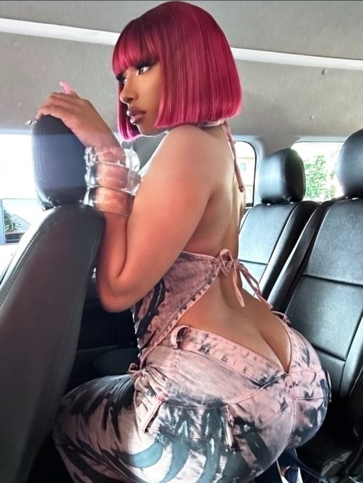 @theestallion  lemme talk you rq 😫  Daaaaaaaaaaaaaammmmmmmn Geeeeeezzzzzzuuuussss Cryst 😍🥰🫠🤩🤩 https://t<a class="tags" href="/tag/theestallion">@theestallion</a><a href="/tag/megan"class="tags"><span>#megan</span></a>