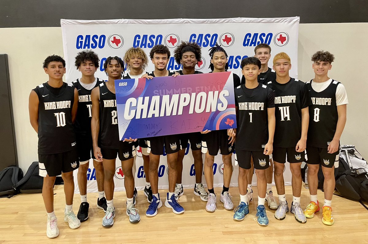 BigA_SATX's tweet photo. Today brought the journey full circle for me. Extremely Grateful and Proud of these young men and what they accomplished together to close out this AAU Summer. WE>ME 
GOD IS GOOD 🙏🏼🙏🏼🙏🏼
Another great tournament put on by the GASO Team
@TexasHoopsGASO CHAMPIONS!

@elifreeman21 @35Kaig @KHdre24
@TommyAdamsIII @DEVONFORD33
@SavianM2025 @AddoxAcosta
@ISAIAHWESTRADA3 @STEVENRAMOS06
@DavidC10_11 @MarroquinAden