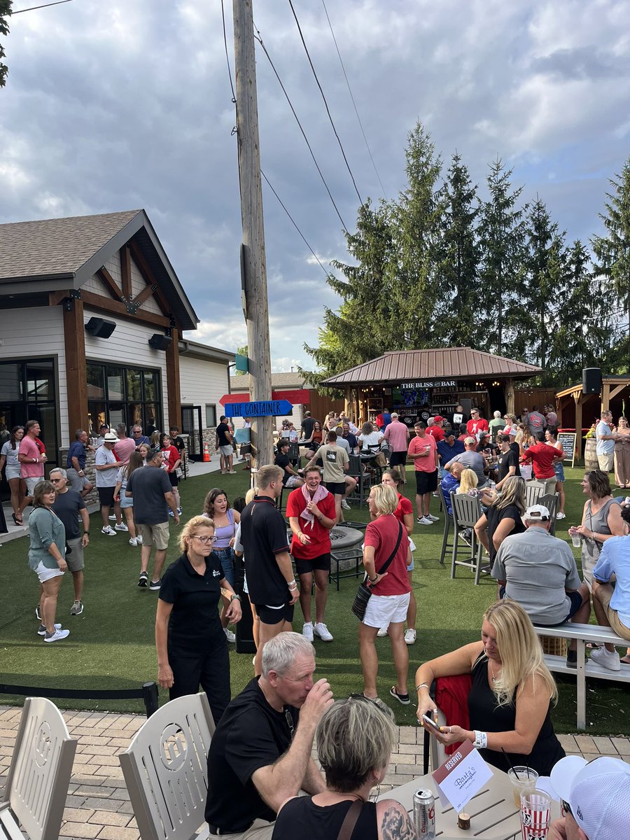 Incredible day with so many great people supporting my charity event - Hunter’s Huddle for Hope. Thank you to all who supported and participated in our first ever event. Extremely blessed! This is just the start! #badgers #HuntersHuddleforHope