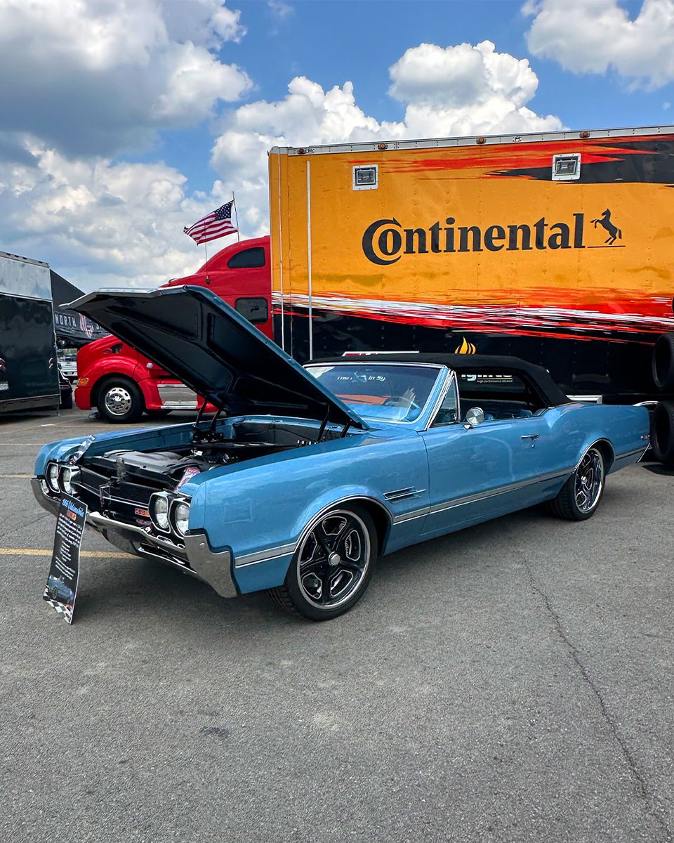 LingenfelterLPE's tweet photo. This ‘66 #Oldsmobile442 never gets old 😍 We will be bringing this to the #Lingenfelter Blue Suede Cruise this weekend!
🔗https://t.co/GN6pAWFJgp
Powered by an Eliminator Spec 427, this Lucern Mist #Oldsmobile rides on @Kindigitdesigns wheels & an #ArtMorrison Chassis. https://t.co/JCsu9phamN