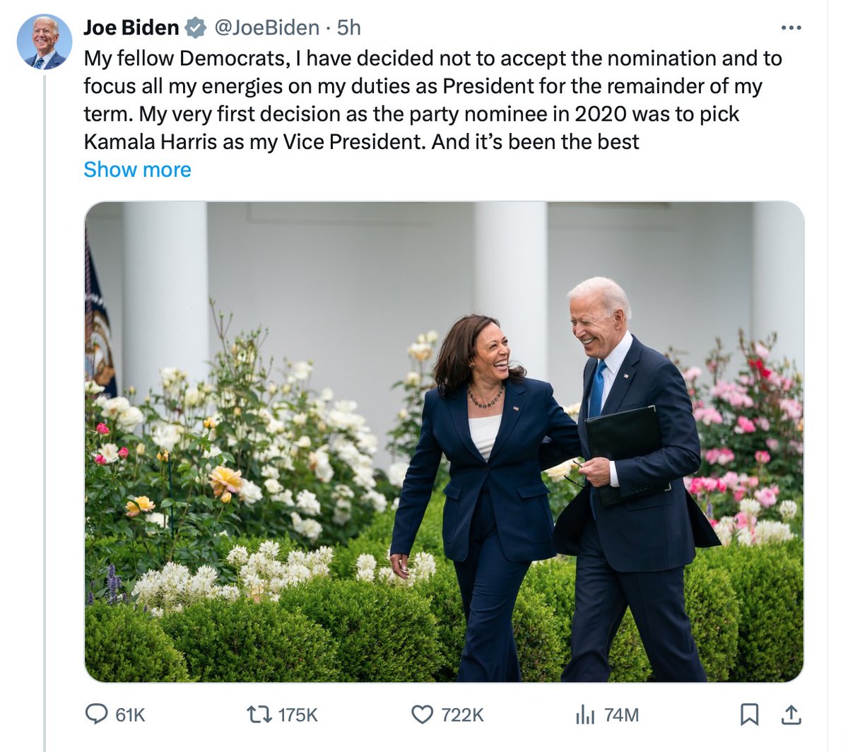 Breaking: Biden announced dropout of the 2024 presidential race.

Who do you think will be the new Democratic runner? 🗳️🇺🇸

Kamala Harris
Pete Buttigieg
Elizabeth Warren
Bernie Sanders
Gretchen Whitmer
Amy Klobuchar
Gavin Newsom
...
Michelle Obama could be the strongest contender